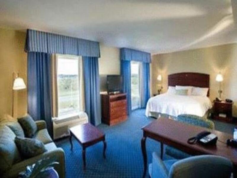 Hampton Inn & Suites Лейк-Уэльс Экстерьер фото