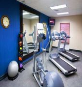 Hampton Inn & Suites Лейк-Уэльс Экстерьер фото